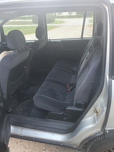 Opel Zafira 2.0 X20DTL 60kW (6 foto / 10)