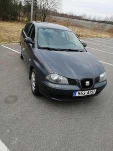 SEAT CORDOBA 2006 1,4 55kw (12 foto / 13)