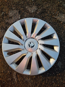 16"5x112 Audi, Seat, Skoda, Volkswagen диски (3 фото из 3)