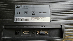 Samsung S22D300NY 22" (2 foto / 4)