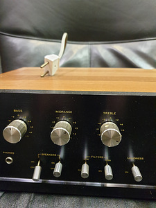 SANSUI AV - 555A стерео амплифиер. (2 фото из 5)