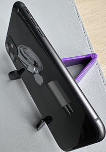 iPhone 11 (4 фото из 6)
