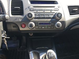 Honda Civic Executive 1.8 103кВт (11 фото из 12)
