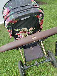 Cybex priam Lux rose Gold Blossom Dark spring (2 foto / 4)