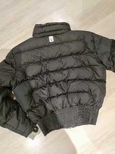 Nike куртка (2 фото из 3)