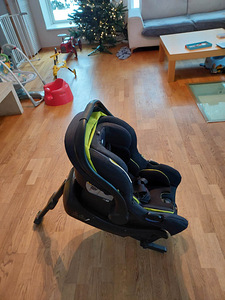 Joie turvahäll koos alusega 0-13 kg (1 foto / 9)