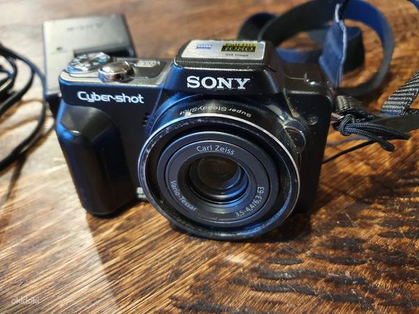 Sony Cyber-Shot DSC-H10 (10x Optical Zoom) (foto #1)