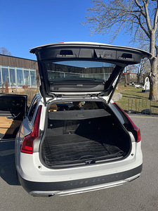 VOLVO V90 cross country (8 foto / 11)