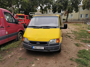 Ford Transit (1 foto / 6)