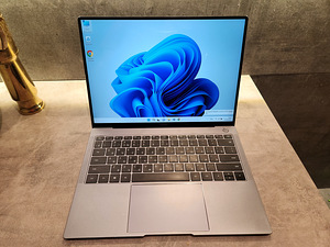 Huawei Matebook X Pro, i7 16 \ 512 (3 foto / 8)