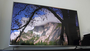Panasonic 55 cx700e 4K UHD 3D Smart TV Телевизор (2 фото из 3)