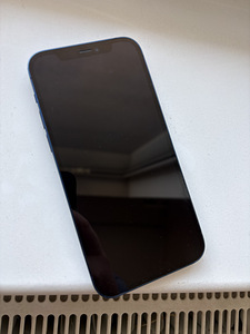 iPhone 12 128Gb (1 фото из 3)