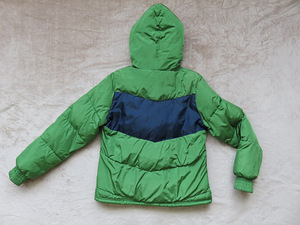 Naiste soe talvejope suurusele M, number 40, firmalt Adidas (3 foto / 3)