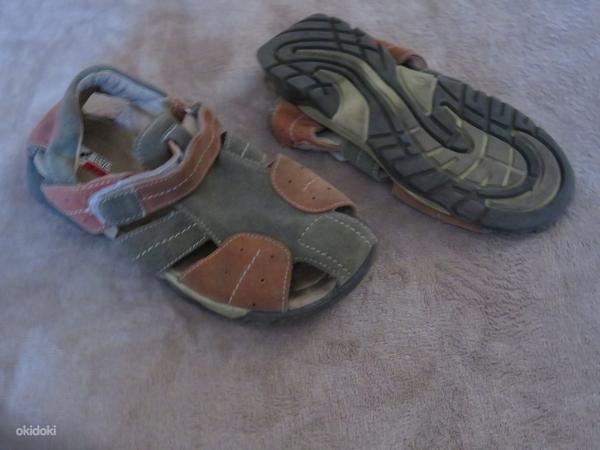 Nahast laste sandaalid jalanumbrile 33 (foto #1)