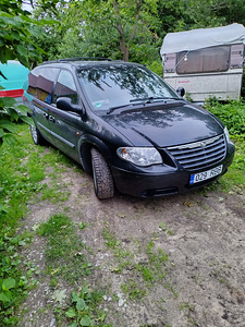 CHRYSLER GRAND VOYAGER STOW N GO 2,8 (5 foto / 6)