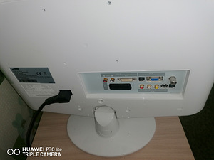 Телевизор. Samsung (2 фото из 3)