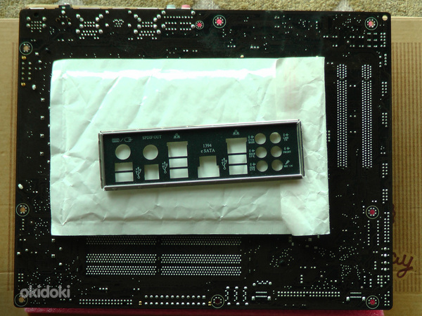 Asus P5Q-E, Core2Duo E8400, 4 ГБ DDR2 800 (фото #3)