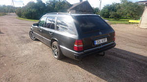 Мерседес-Бенц 300 Д 1992г. 3.0D 83кВт (6 фото из 15)