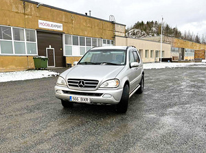 Mercedes-Benz ML 400 W163 4.0 V8 CDI (1 foto / 15)