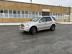 Mercedes-Benz ML 400 W163 4.0 V8 CDI (2 foto / 15)