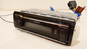 Kvaliteetne bluetooth autoraadio Kenwood KMM-BT206 (2 foto / 2)