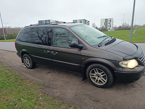 Chrysler grand voyager 2.8 110kW (3 foto / 12)
