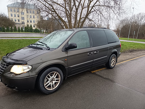 Chrysler grand voyager 2.8 110kW (6 foto / 12)