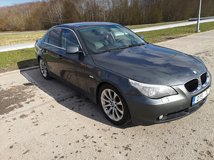 BMW e60 525i (9 фото из 14)