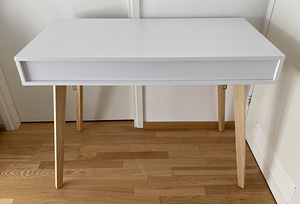 Kirjutuslaud Tamholt (3 foto / 3)