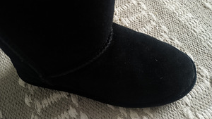 Сапоги Bearpaw с натуральной шерсти, р.35 (22,5 см) (6 фото из 6)
