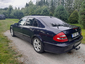 Mercedes-Benz E320cdi (5 фото из 9)
