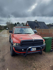 DODGE RAM 1500 ПИКАП (6 фото из 7)