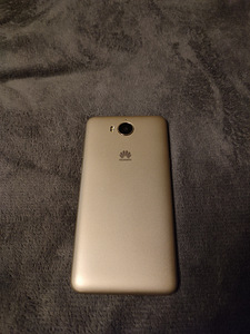 Telefon Huawei MYA-L41 (2 foto / 4)