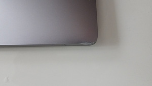MacBook Pro 16" 2019, i7, 32 ГБ RAM, 512 ГБ SSD (3 фото из 4)