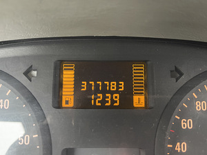 Opel Vivaro 1.9 TDI 74 kW 2006. a (10 foto / 14)