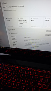 Lenovo IdeaPad Y700-15ISK (8 фото из 8)