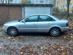 Audi A4 B5 1.8 quattro 1996 (12 foto / 15)