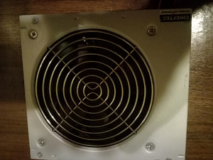 Chieftec toide 350w (4 foto / 4)