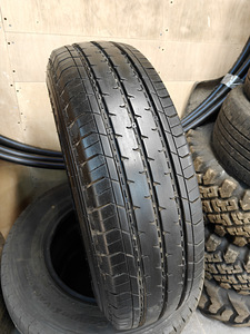 Suverehvid 215/75 R16C (1 foto / 4)