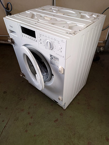 Интегрируемая стиральная машина Whirlpool