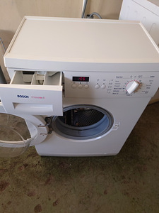 Kitsas Pesumasin Bosch 40 sm (6 foto / 6)