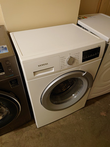 Kitsas pesumasin BOSCH 40 sm (10 foto / 10)
