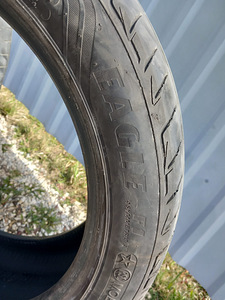 Летние шины 245/45R18 (5 фото из 6)