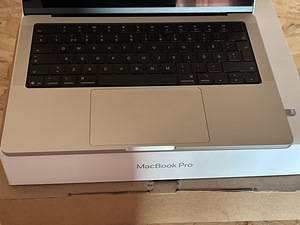 Apple MacBook Pro M5, 14-tolline, 16 GB/512 GB. Nagu uus! Ap (3 foto / 10)