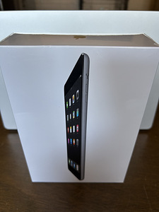 РЕДКОСТЬ ДЛЯ КОЛЛЕКЦИОНЕРА: NOS iPad mini 2 (2013) — в завод (3 фото из 9)