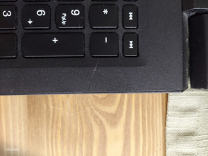 Lenovo V110-15isk (i5-6gen +500GB SSD) (5 foto / 5)