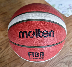 Korvpall molten 5 | Basketball size 5 (1 foto / 2)