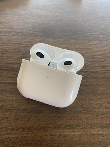 Airpods 3 gen (1 foto / 2)