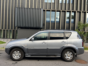 Ssangyong Rexton Luxury ATM 4WD (4 foto / 9)