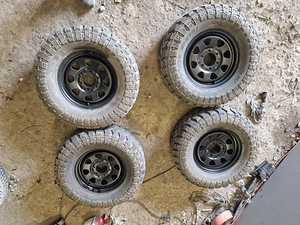 LT265/75R16 (4 фото из 4)